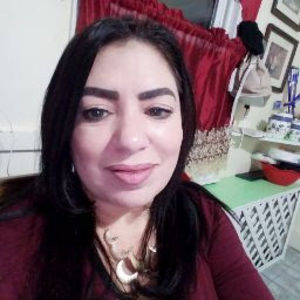 Meet your Posher, Raynilda